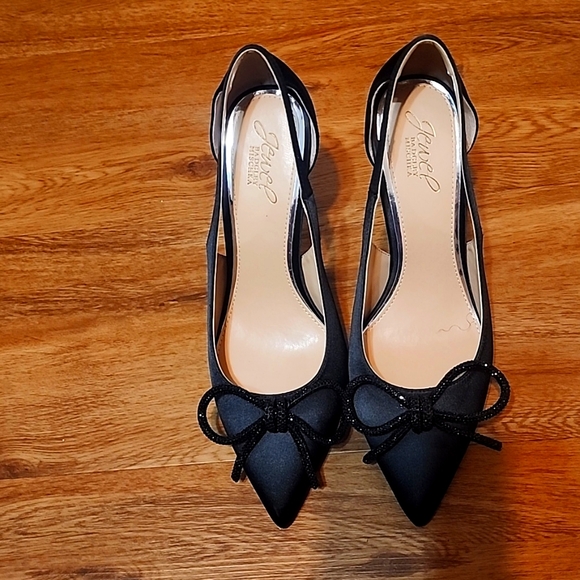 Jewel Badgley Mischka - Picture 4 of 8